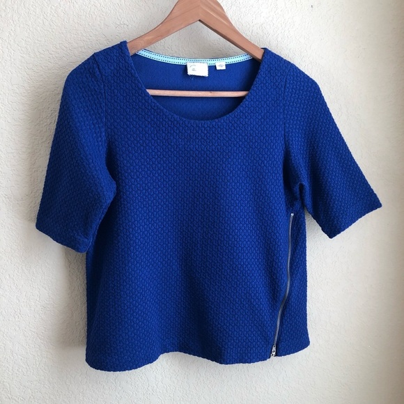 Anthropologie Tops - Anthropologie Postmark blue side-zip top